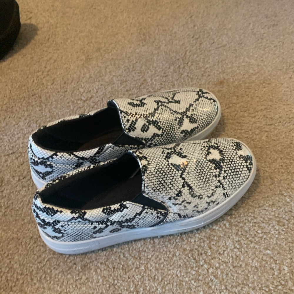 Platform Snake Skin slip on shoes
